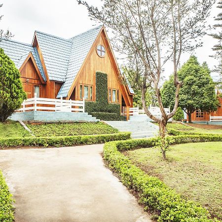Aye Thar Yar Golf Resort Taunggji Kültér fotó