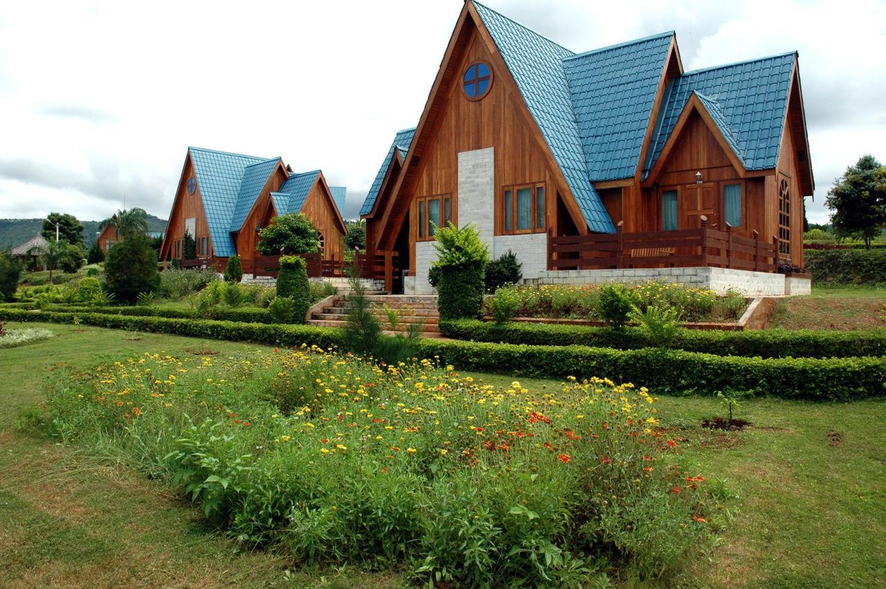 Aye Thar Yar Golf Resort Taunggji Kültér fotó